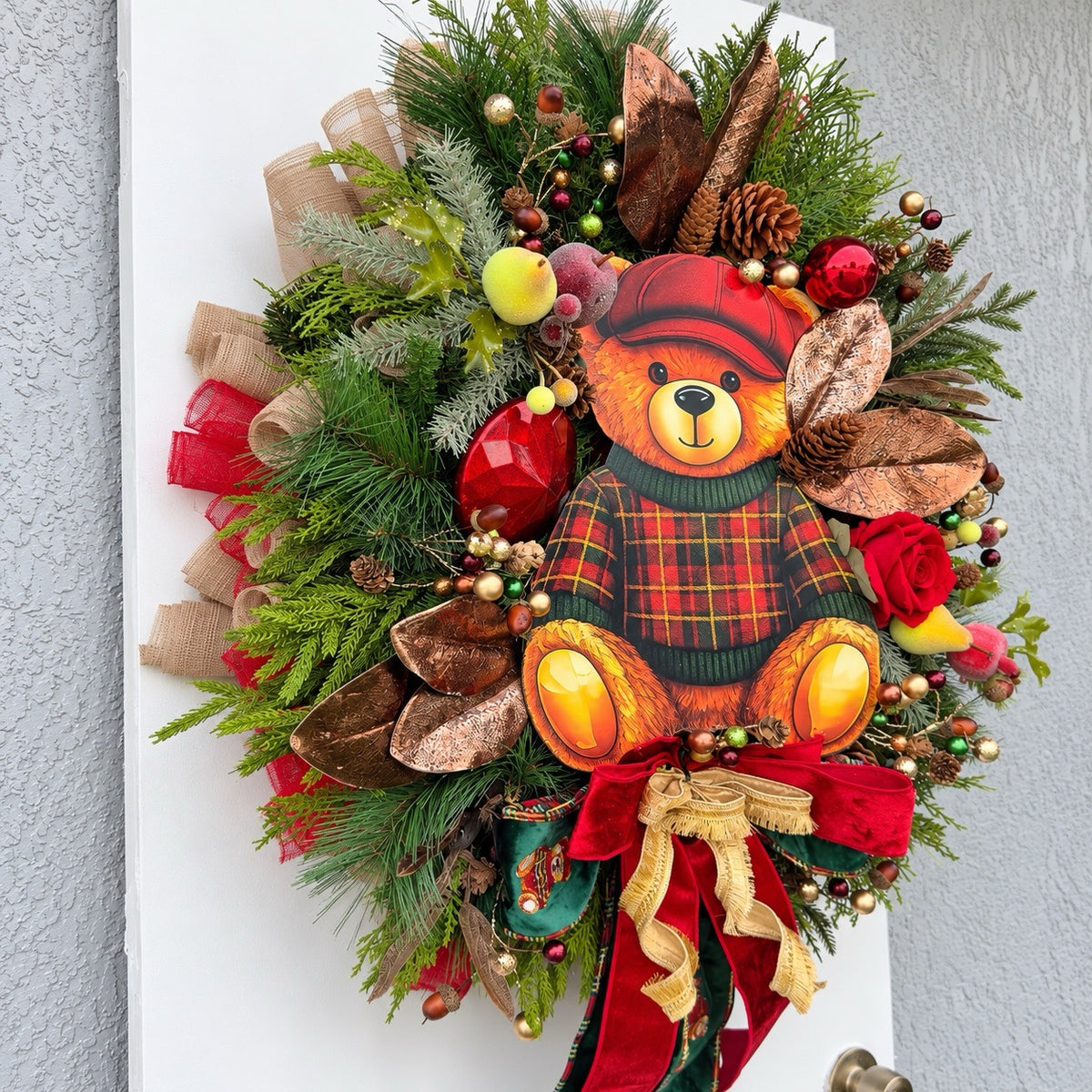 Teddy Bear Tartan Christmas Wreath – Traditional Red, Green & Gold Holiday Door Décor